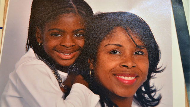 Kamiyah dan Gloria.